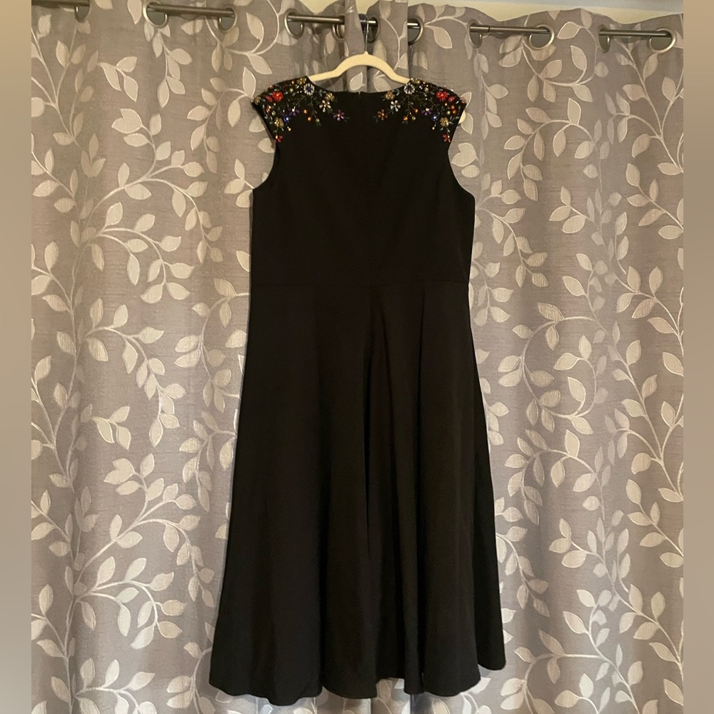 Mac Duggal beaded floral cap sleeve dress - Picture 9 of 11